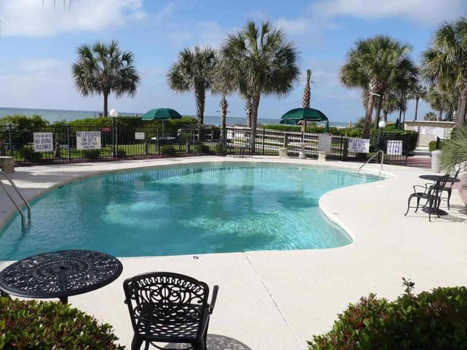 Ocean Front, Private Balconies Aparthotel Myrtle Beach Exteriör bild